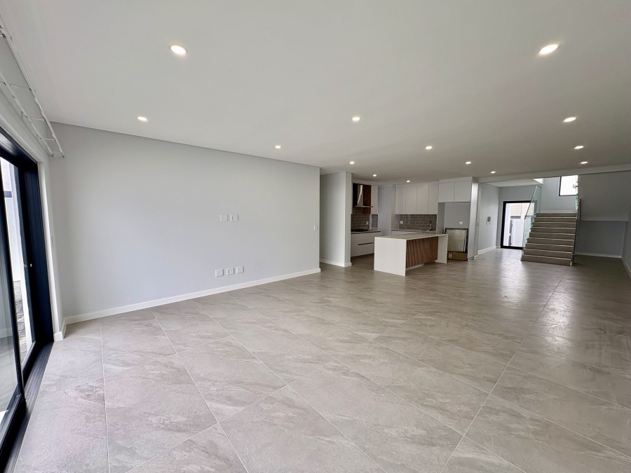 4 Bedroom Property for Sale in Sandown Western Cape